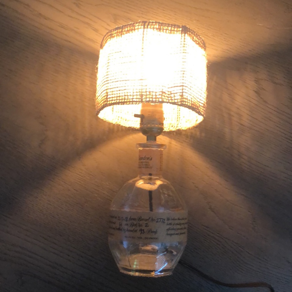 Handmade Blanton’s bottle lamp - Picture 5 of 9